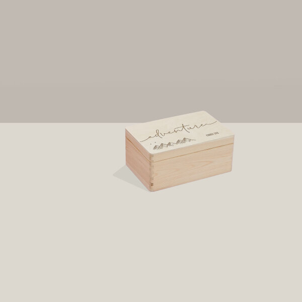 Memory box "Carlson - adventure" wood personalized S (30x20x14 cm) without handles mountains