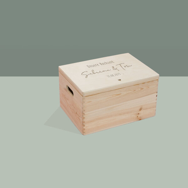 Erinnerungsbox aus Holz personalisiert "Hochzeit Herz" L (40x30x23 cm) mit Griff